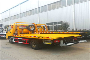 桐乡附近拖车救援搭电